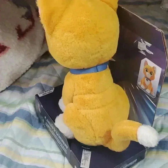 Disney Pixar robot companion - Picture 9 of 14